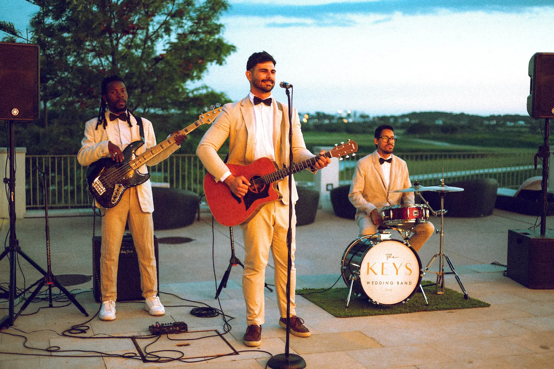 The Keys Wedding Band on a terrace above an Algarve golf course